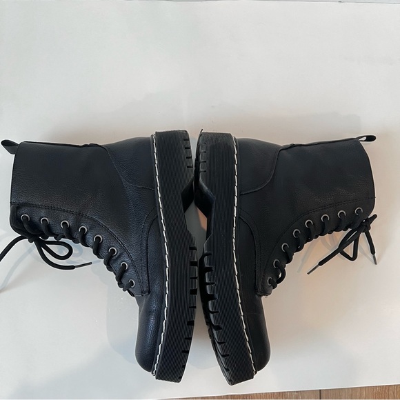 SINCERELY JULES Harley Black Leather Combat Boots. Size 8. Gently Used Condition - Picture 8 of 11